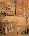 宮殿の古い中国のインクの女性